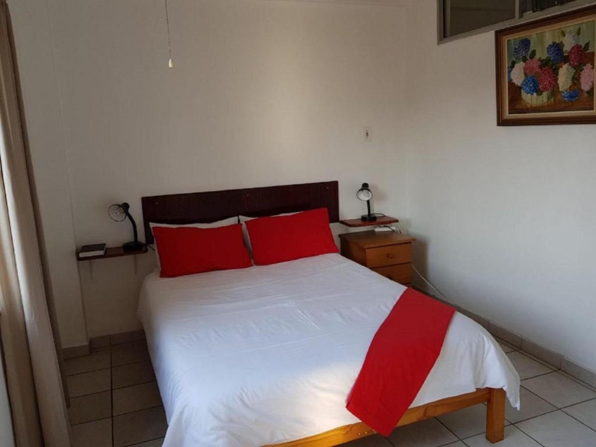 Afsaal Holiday Letting Apartment Amanzimtoti Luaran gambar